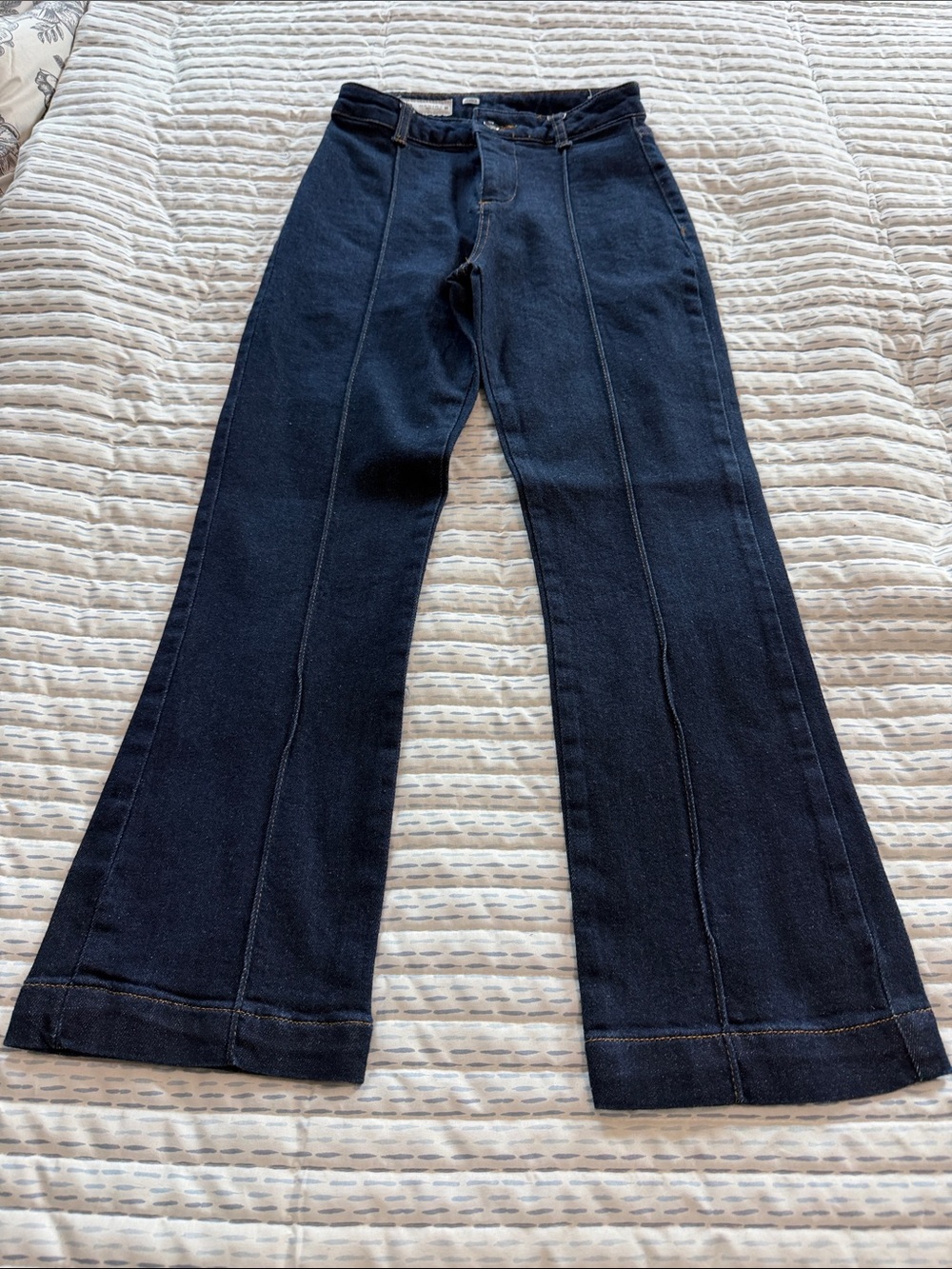 Zara Dark Blue Flared Jeans with Front Seams - Worn once